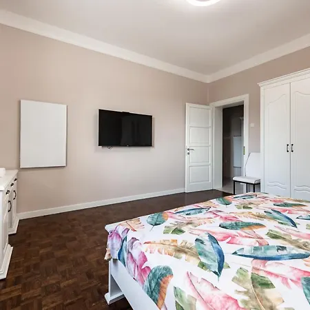 Amorentia Apartment